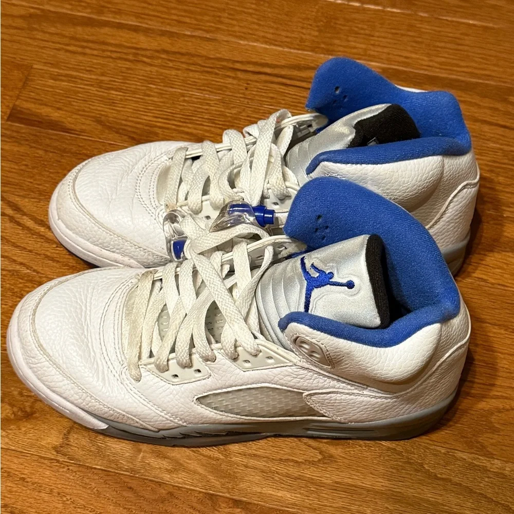 Jordan White and Blue Retro 5 Sneakers